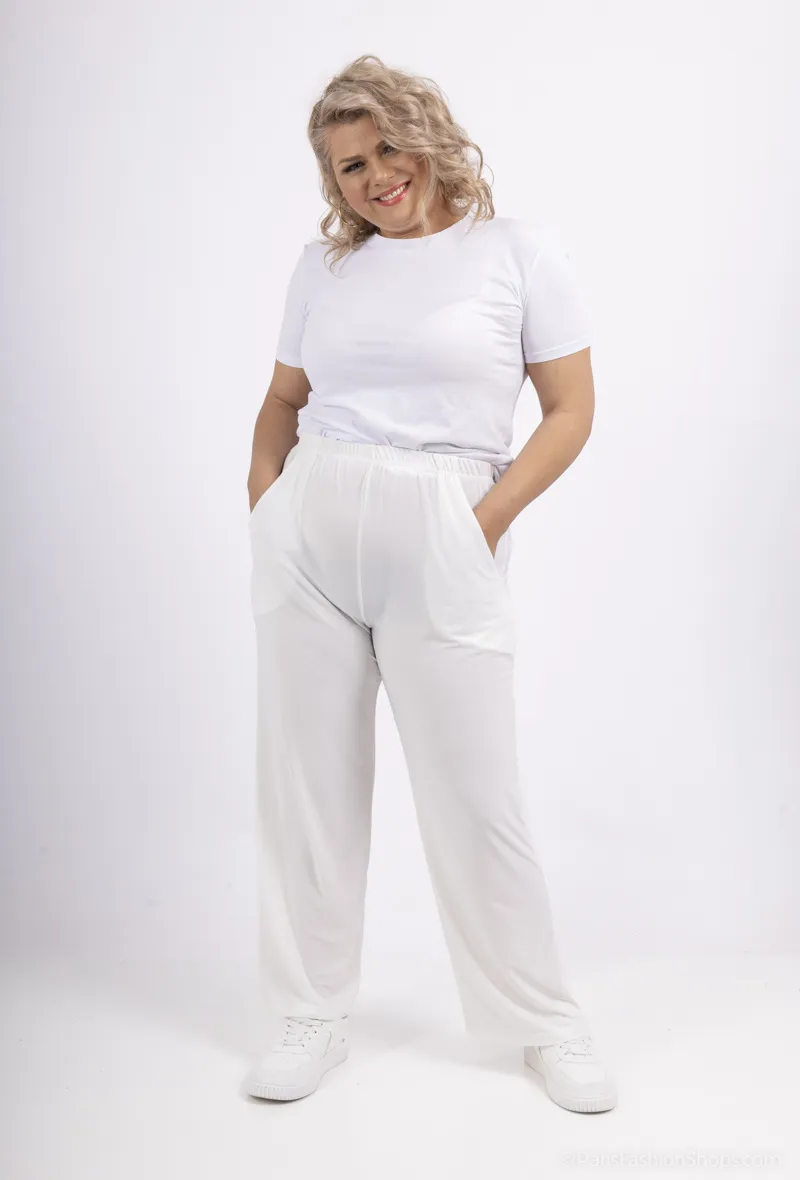 Fließende Hose für alle Jahreszeiten