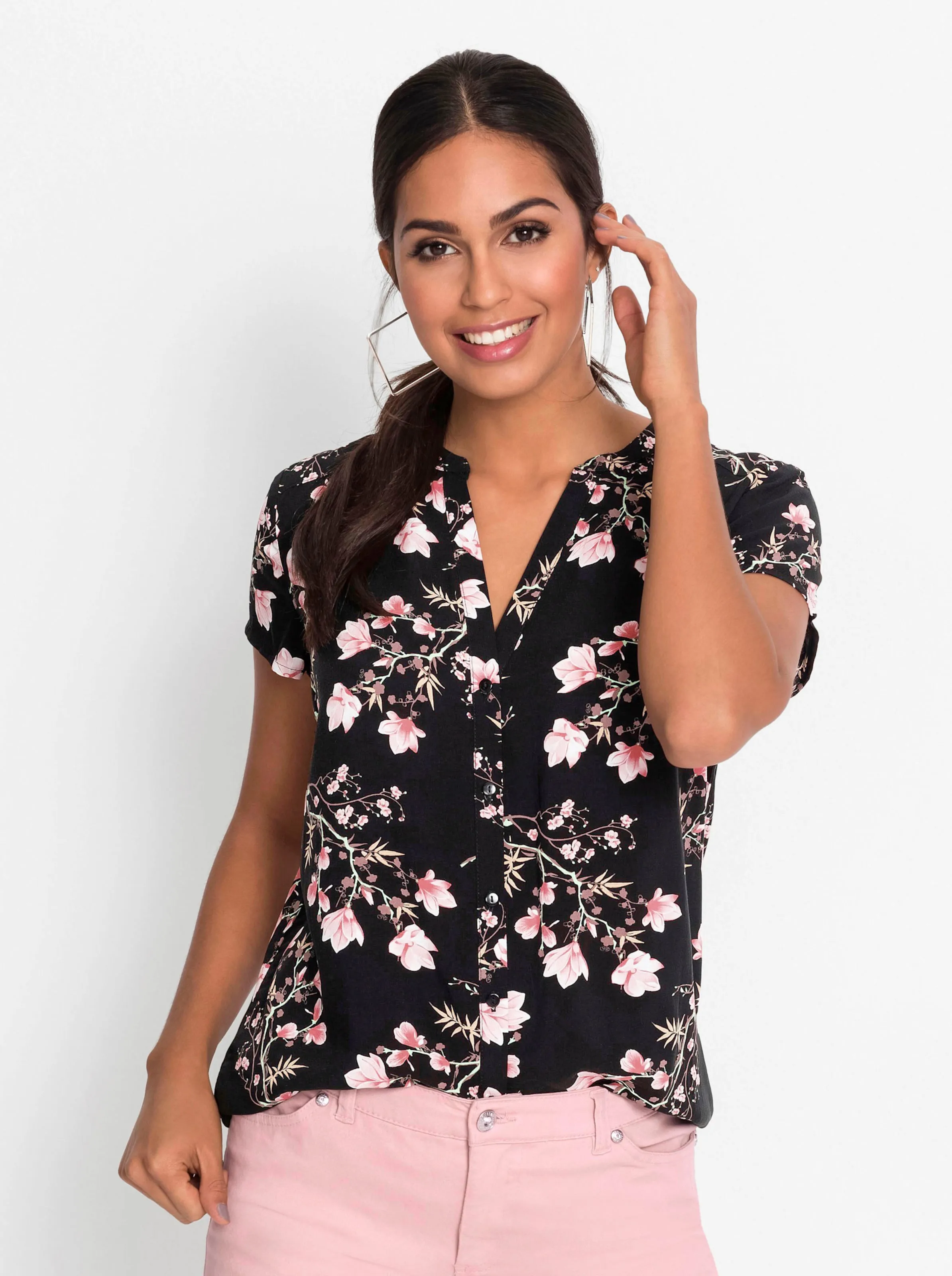 Kurzarm-Bluse in schwarz-weiß-gemustert