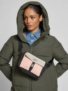 MADS NØRGAARD Handtasche mit Label-Print Modell 'Tian Fae' (black) online kaufen