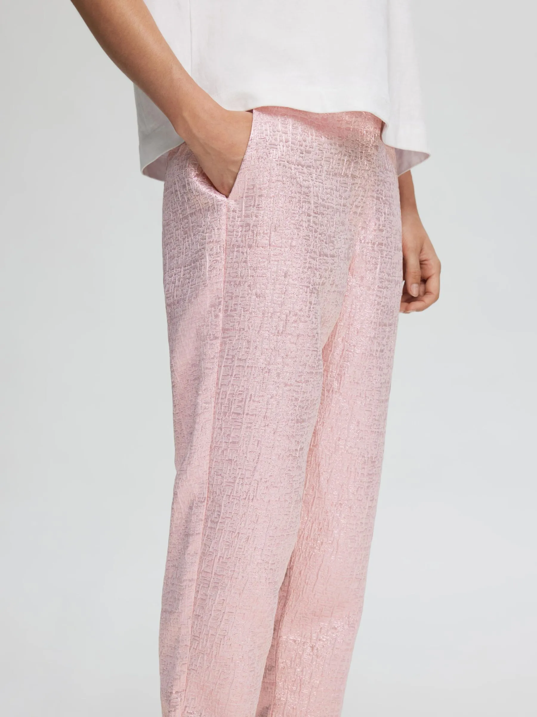 METALLIC JACQUARD CROPPED HOSE